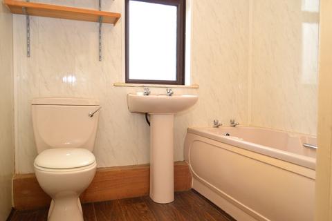 163 Limeside Road, Oldham, OL8 3LT