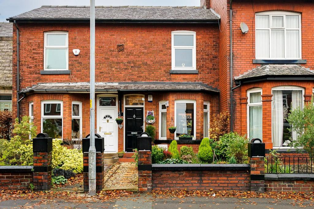 Church Road, Bolton, BL1 2 bed terraced house £170,000