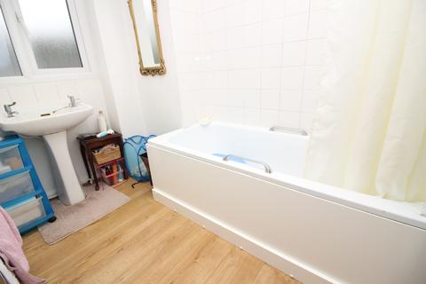 2 Cromwell Road, Worcester Park, KT4 7JP