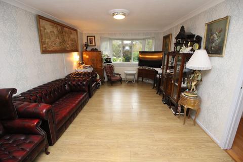 2 Cromwell Road, Worcester Park, KT4 7JP