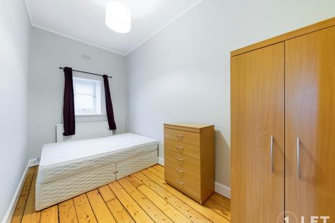 2 bedroom flat to rent, Heriothill Terrace, Canonmills, Edinburgh, EH7