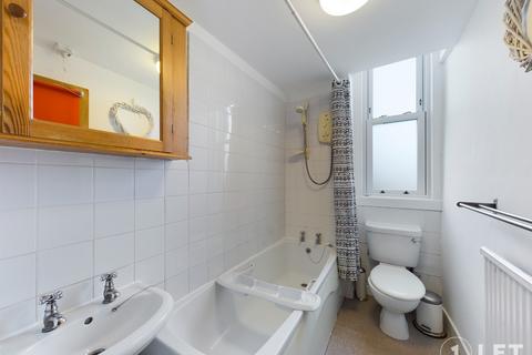 2 bedroom flat to rent, Heriothill Terrace, Canonmills, Edinburgh, EH7