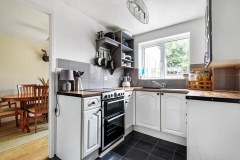 36 Bushy Close, Oxford, OX2 9SJ