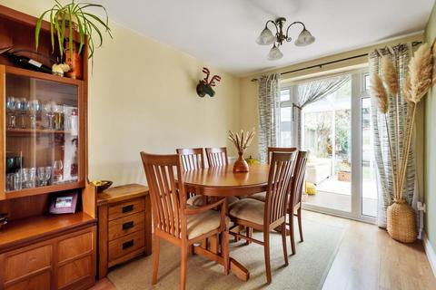 36 Bushy Close, Oxford, OX2 9SJ
