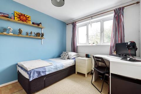 36 Bushy Close, Oxford, OX2 9SJ