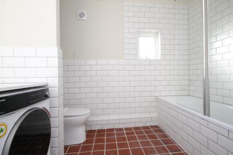 1 bedroom flat to rent, High Road, Wood Green, N22