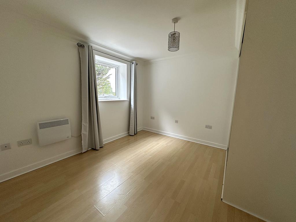 Bedroom Photo 3