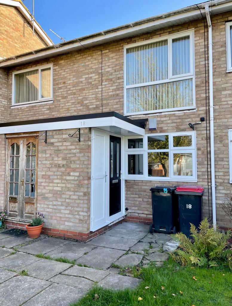 Ravenswood Hill, Coleshill, West... 2 bed ground floor £800 pcm (£185 pw)
