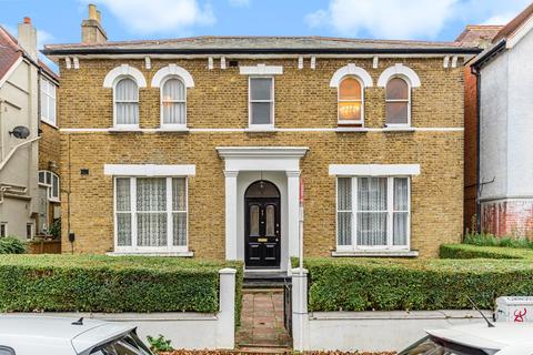 5 bedroom detached house for sale - Lewin Road, Streatham