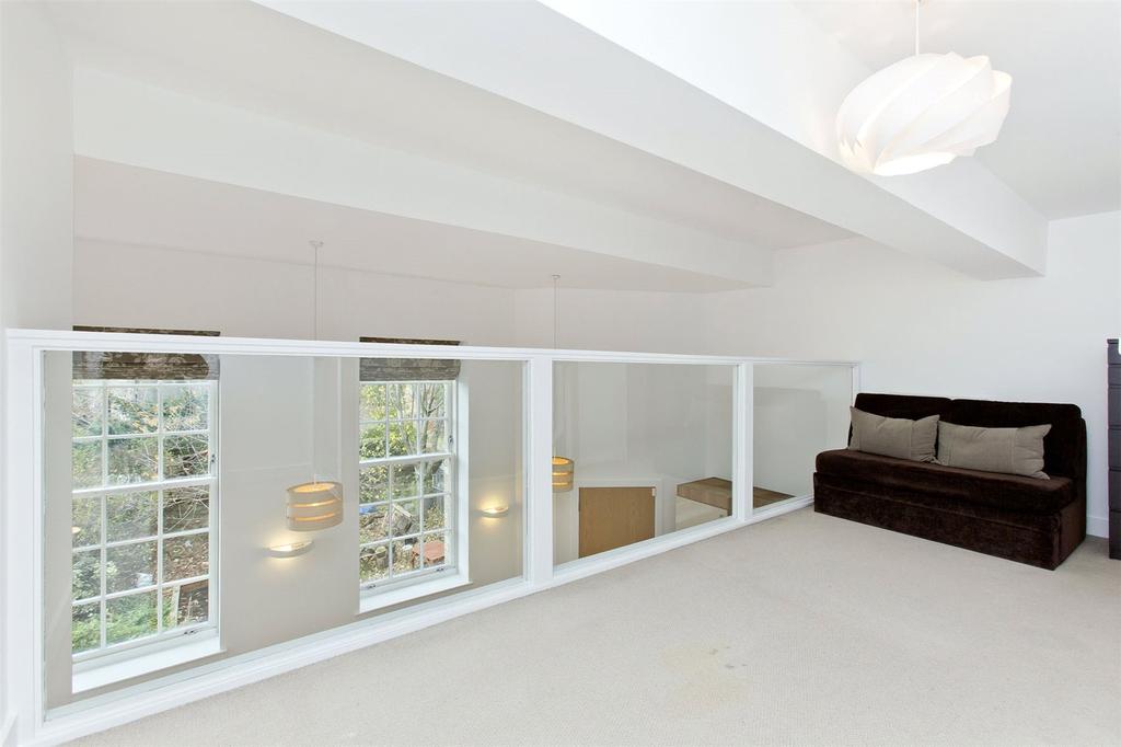 Mezzanine Room