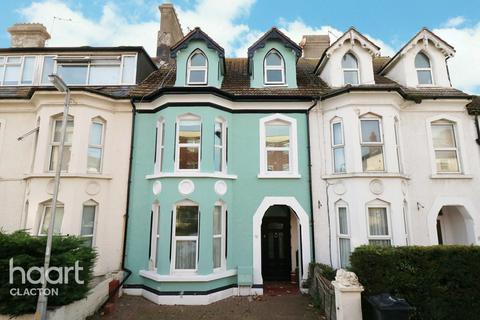 15 Beach Road, Clacton-on-sea, CO15 1UF
