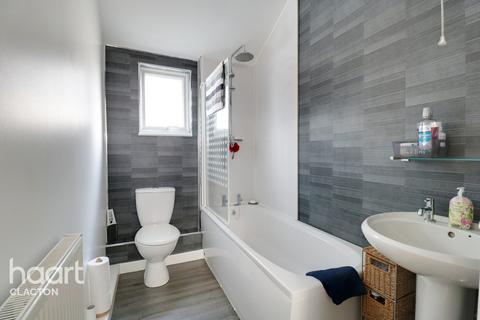 15 Beach Road, Clacton-on-sea, CO15 1UF