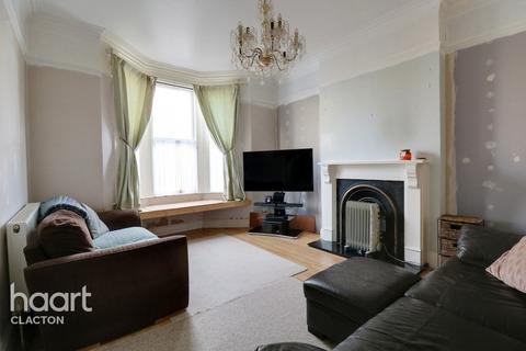 15 Beach Road, Clacton-on-sea, CO15 1UF