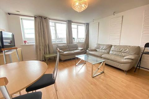 2 bedroom apartment to rent, Mercury House, Heathcroft, Ealing