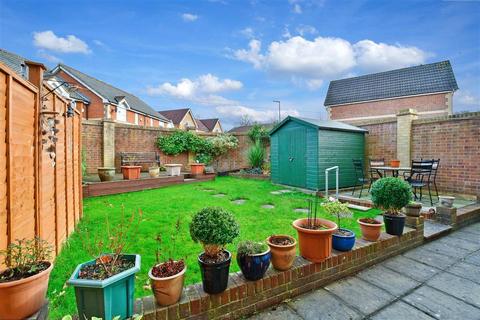 6 Beckford Way, Maidenbower, Crawley, RH10 7LT