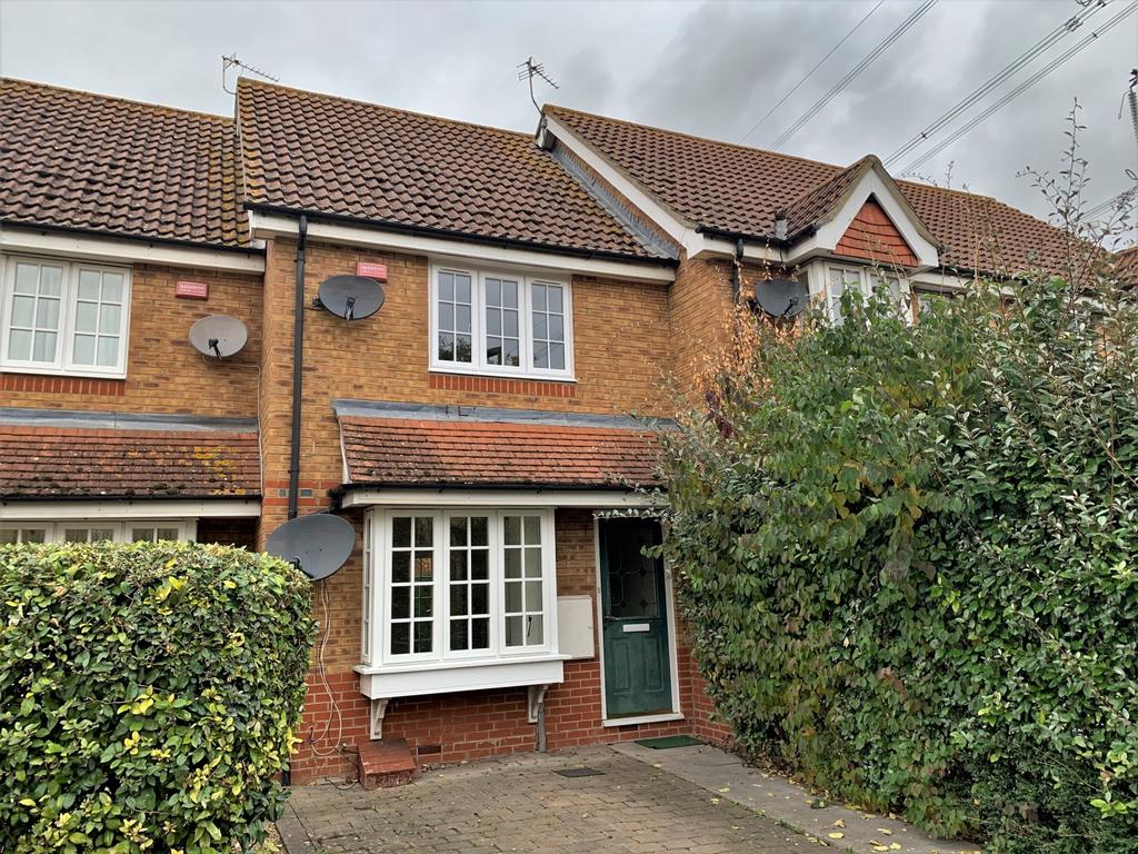 Ouse Close, Didcot 2 bed terraced house £975 pcm (£225 pw)