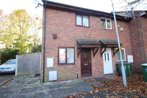 16 Walsham Close, London, SE28 8ND