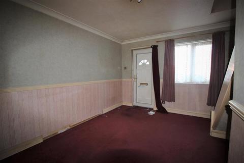 16 Walsham Close, London, SE28 8ND