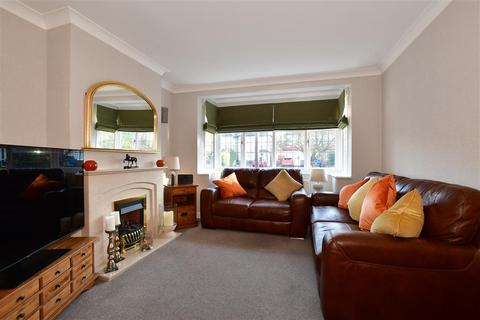 13 Hackbridge Park Gardens, Carshalton, SM5 2HA