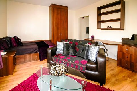 1 bedroom flat to rent, BURLEY ROAD, Leeds