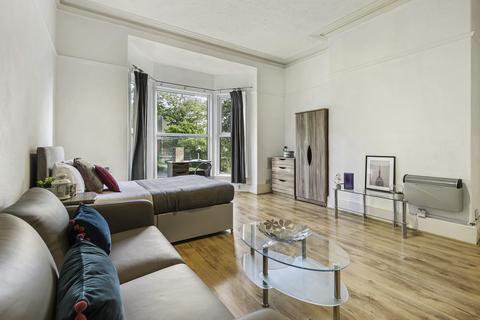 St. Johns Terrace, Leeds