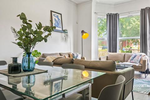 9 bedroom house to rent, ST JOHNS TERRACE, Leeds