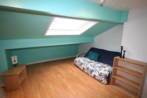 1 bedroom flat to rent - Burley Road, Leeds