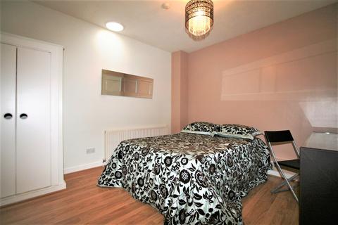 1 bedroom flat to rent, WOOD LANE, Leeds