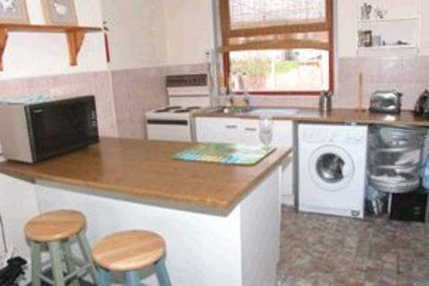 2 bedroom flat to rent, KIRKSTALL ROAD, Leeds