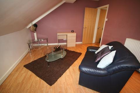 1 bedroom flat to rent, HYDE TERRACE, Leeds