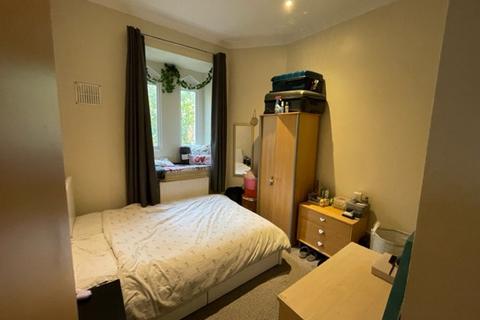 1 bedroom flat to rent, HYDE TERRACE, Leeds