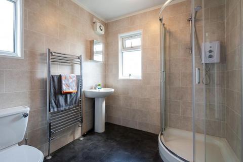 6 bedroom house to rent, ESTCOURT TERRACE, Leeds