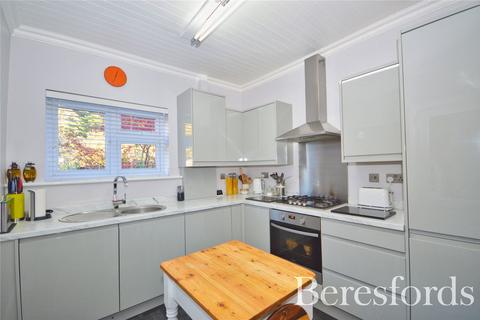 84 Willow Street, Romford, RM7 7LB