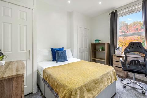 2 bedroom flat to rent, VINERY ROAD, Leeds