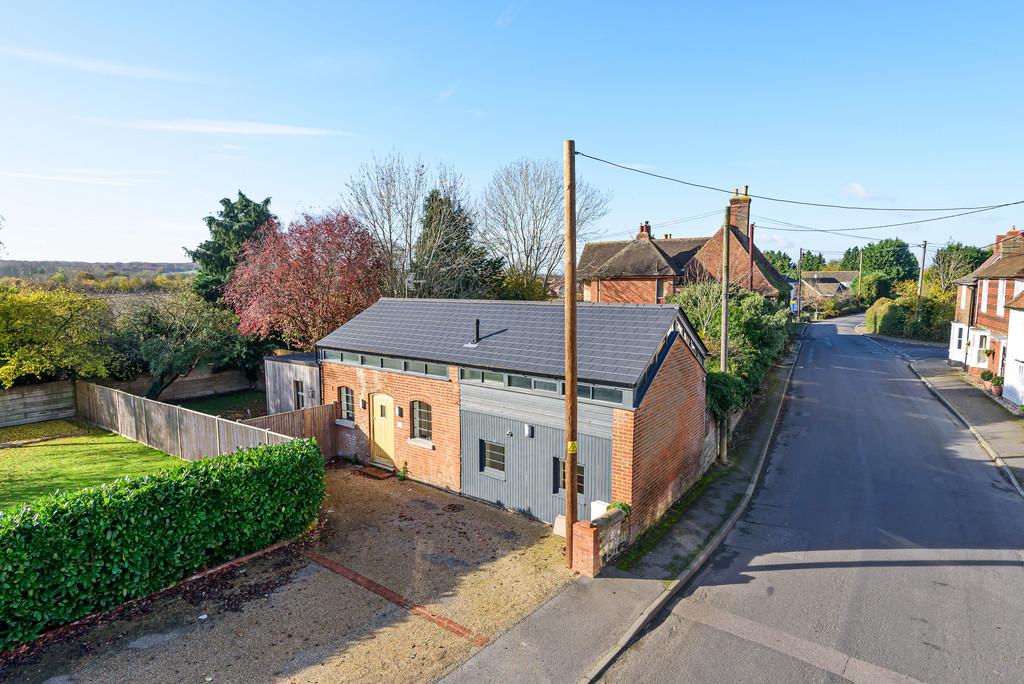 East Street, Harrietsham 3 bed barn conversion £475,000