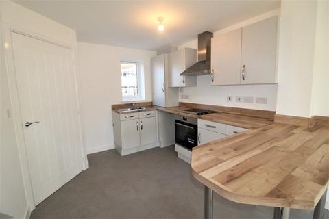 2 bedroom end of terrace house to rent, Channings Drive