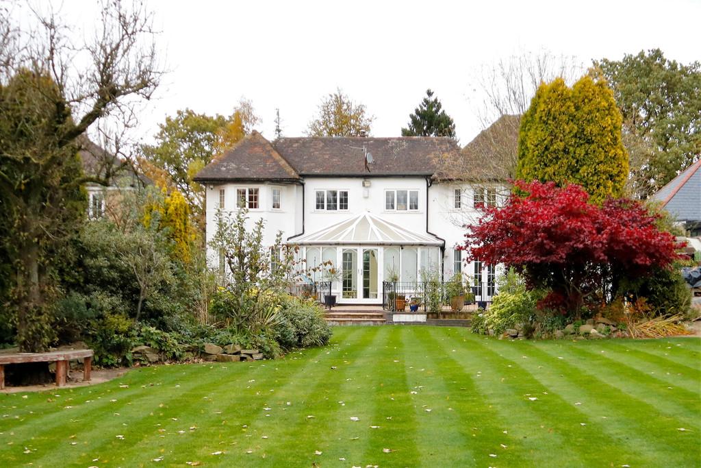 Blackwood, Coalville 5 bed detached house £625,000