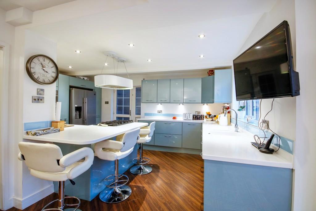 Blackwood, Coalville 5 bed detached house £625,000