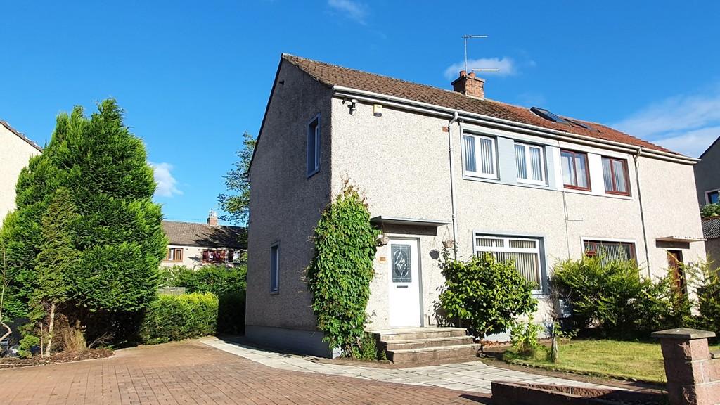 Stewart Crescent, Aberdeen 3 bed semidetached house £800 pcm (£185 pw)