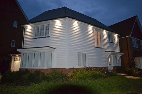 3 bedroom detached house for sale - Lethaby Road, North Bersted, Bognor Regis