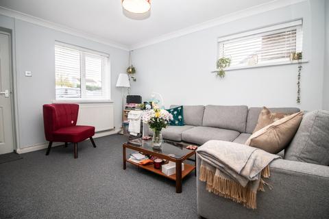 63 Bryn Derwen, Radyr, Cardiff, CF15 8SW