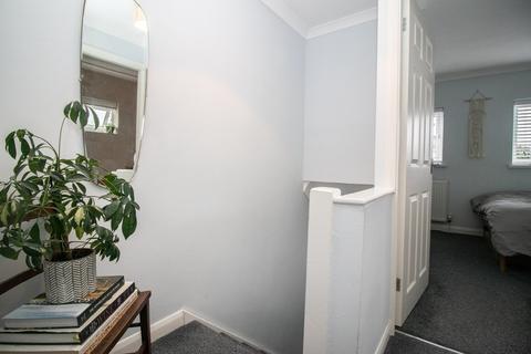 63 Bryn Derwen, Radyr, Cardiff, CF15 8SW