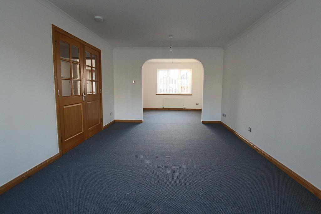 Baxter Road, Crossgates 4 bed detached house £1,050 pcm (£242 pw)