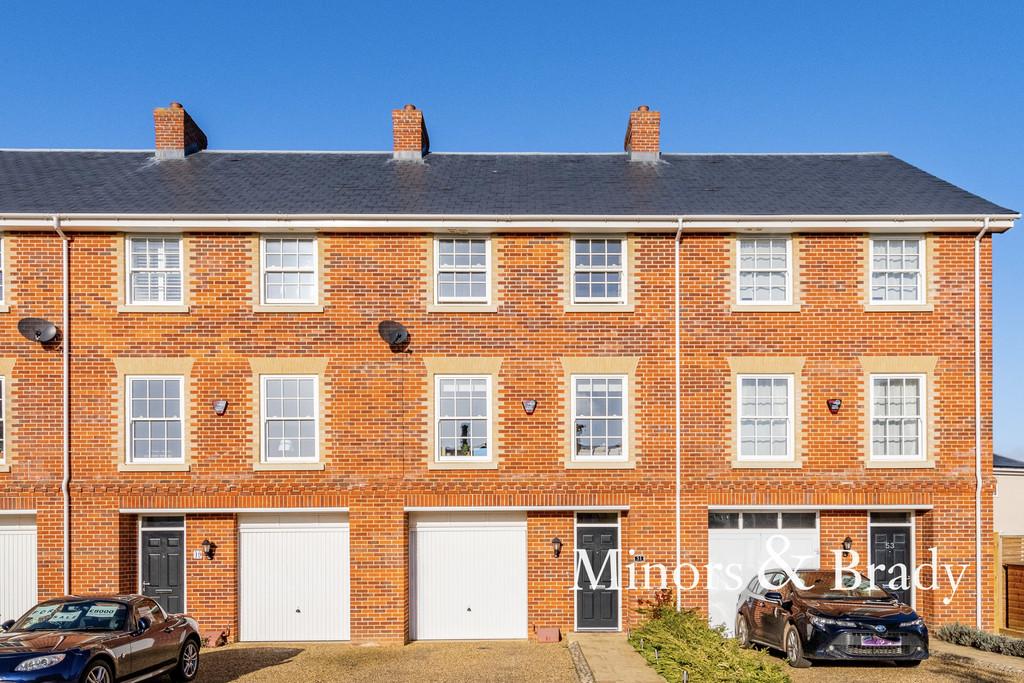 Gudgeon Road, Mulbarton 4 bed townhouse £315,000