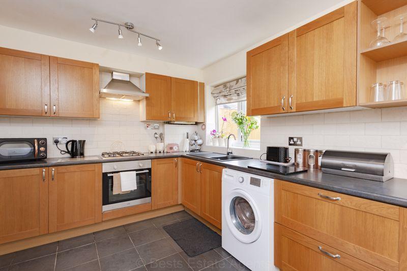 Saxon Road, Runcorn 3 bed semidetached house £150,000