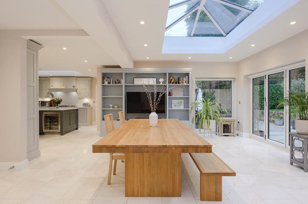 Breakfast Room