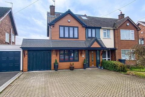 96 Broad Lane, Essington, Wolverhampton, WV11 2RG