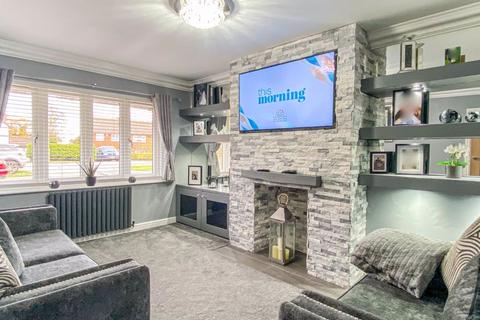 96 Broad Lane, Essington, Wolverhampton, WV11 2RG