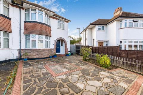 23 Lodge Close, Orpington, BR6 0QQ