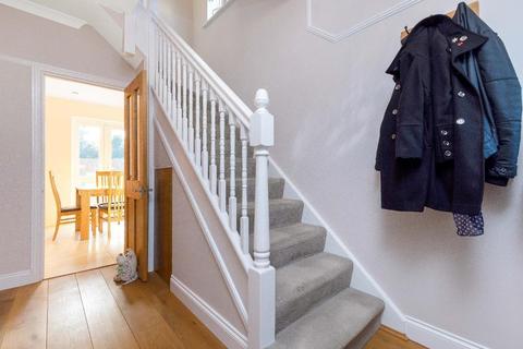 23 Lodge Close, Orpington, BR6 0QQ